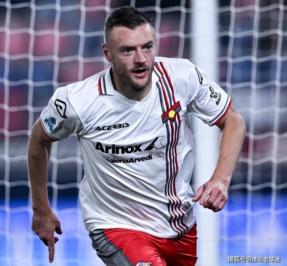 近6场4球！越老越妖的射手本能，38岁昔日英超金靴意甲继续闪光